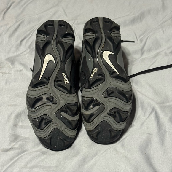 Sold: - Picture 2 of 4